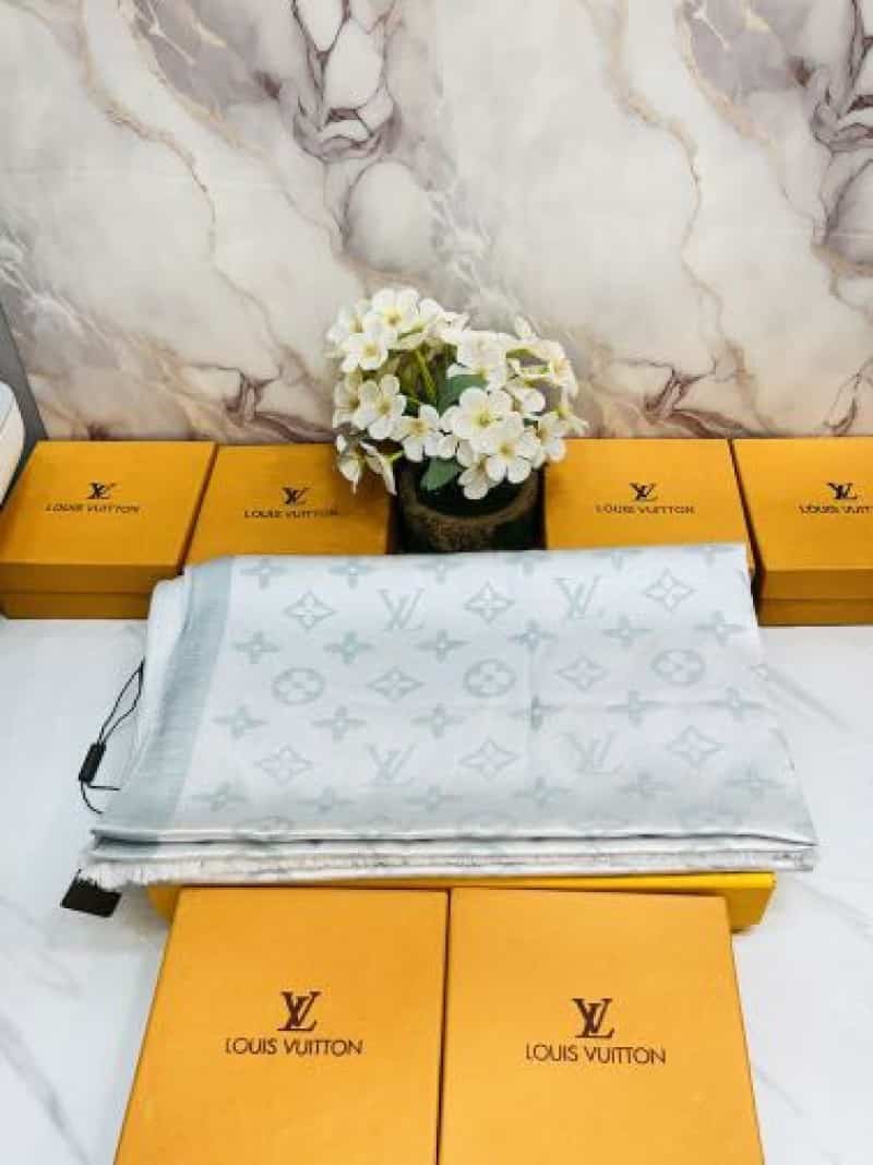 LV louIs VUiTt0n PREMIUM QUALITY IM