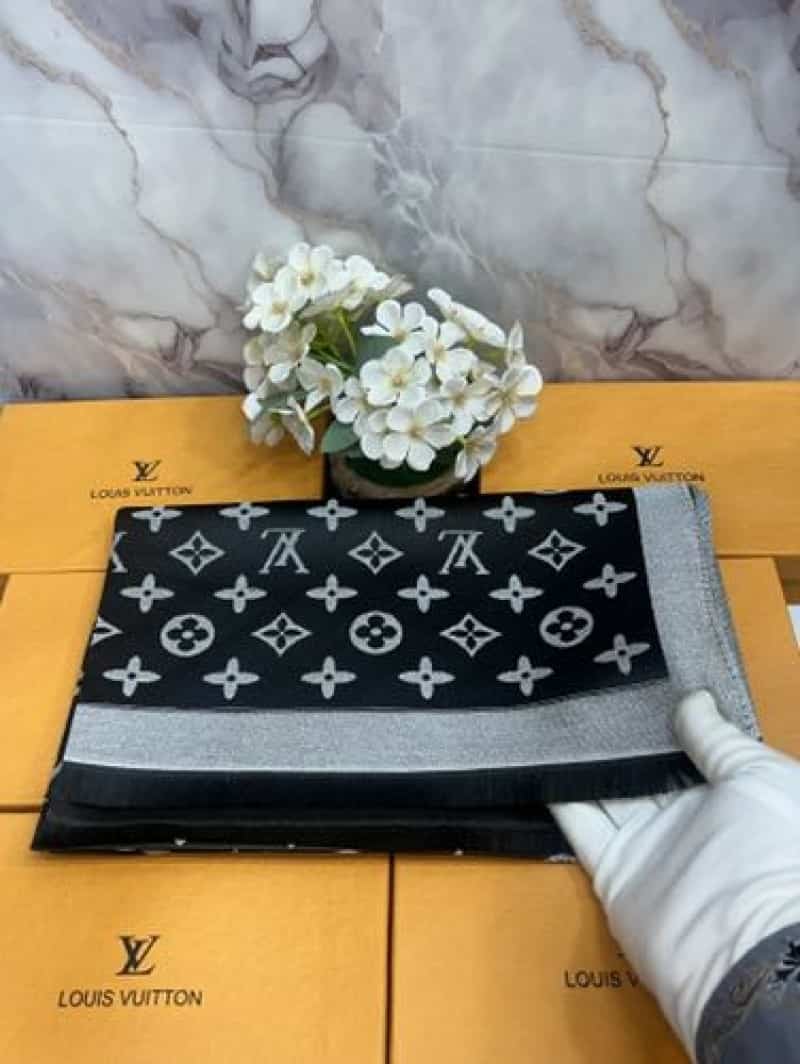 LV LOU!S VUI-TtON. PREMIUM QUALITY IM
