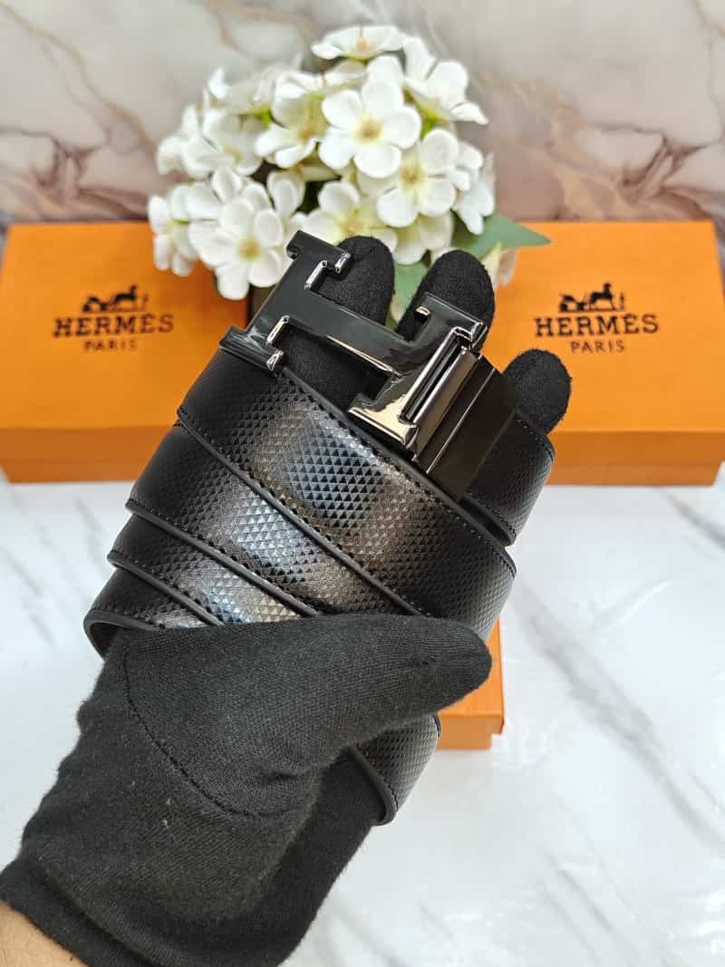 HERMES PREMIUM QUALITY REVERSEABLE LADIES BELT WITH OG BOX H-806