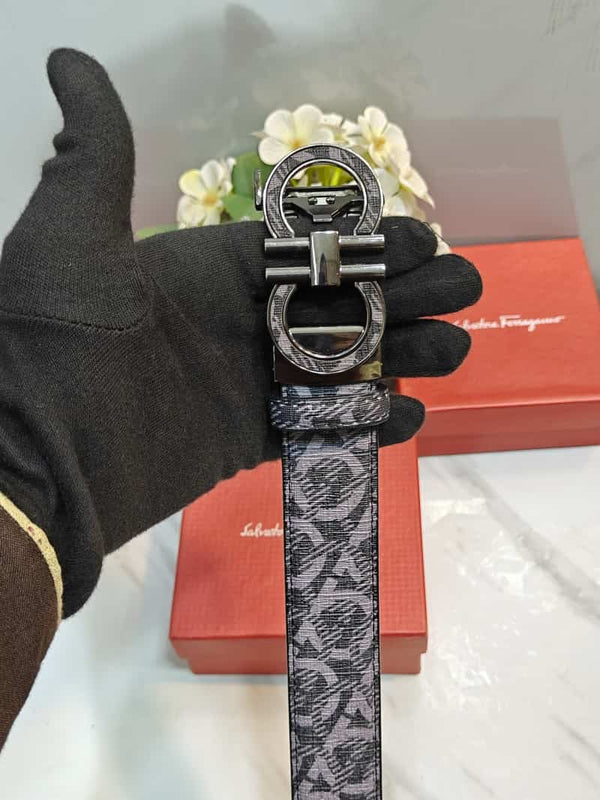 SALVATORE FERRAGAMO PREMIUM QUALITY AUTOLOCK BELT WITH OG BOX SF-104