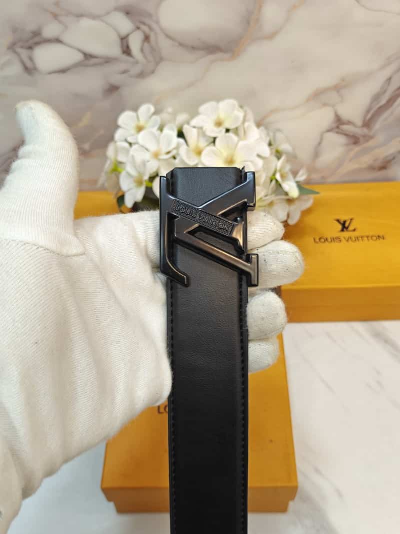 LV LO...U!S.. VUIT+ON.. PREMIUM QUALITY IMP REVERSEABLE BELT WITH OG BOX LV-309