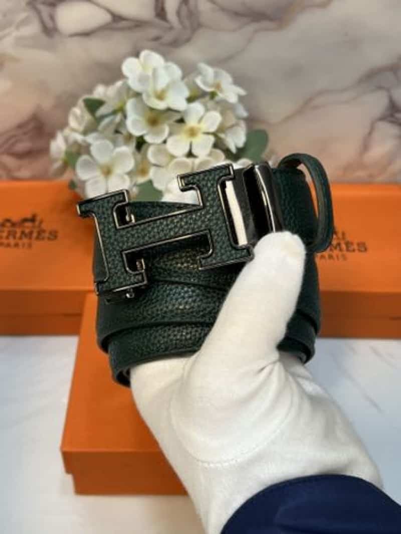 HErMES PREMIUM QUALITY IMPOERTED AUTOMATIC BELT WITH OG BOX H-803