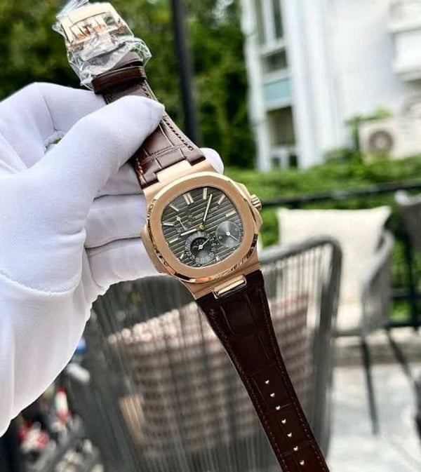 Patek Philippe Nautilus 5712 Moon P
