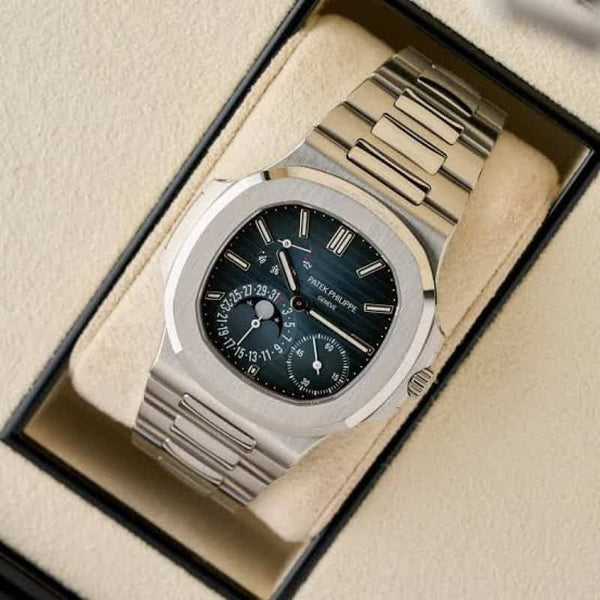 Patek Philippe Nautilus 5712 Moon P