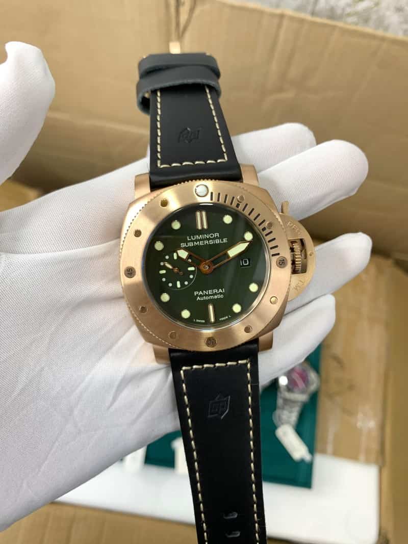 Panerai Luminor Submersible Automat