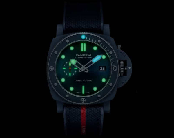 Panerai Luminor Submersible Quarant