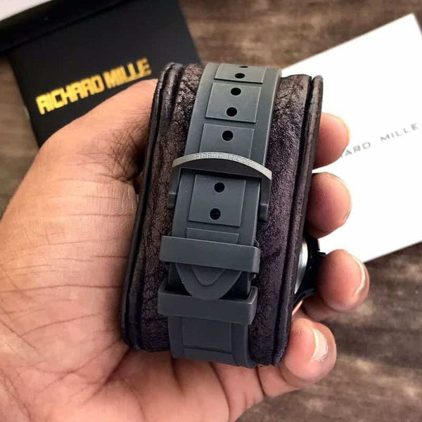 Roger Dubuis Aventador RDDBEX0654 L
