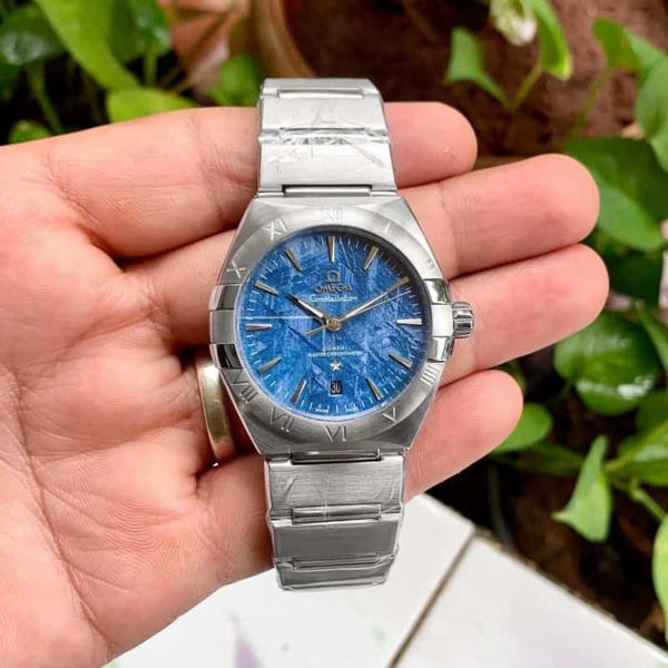 Omegaa constellation meteorite edit