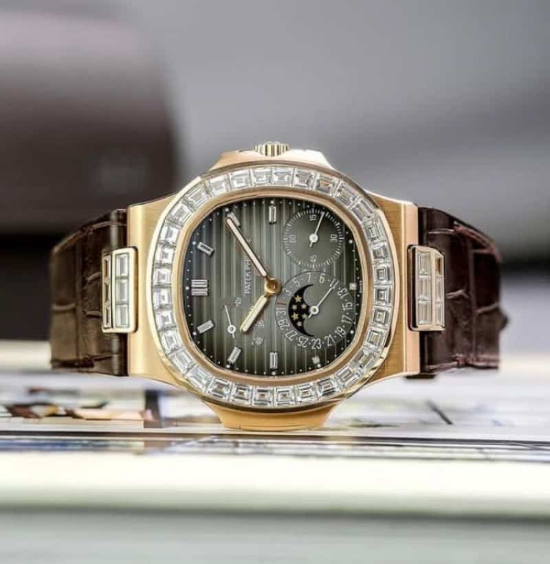 Patek Philippe 5712 Moon Phase