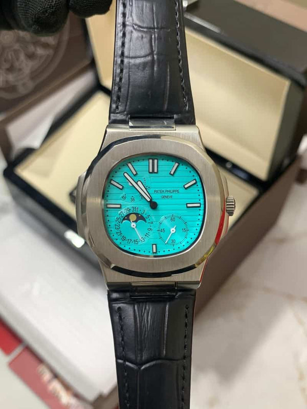Patekk Philippe Nautilus Moon Phase