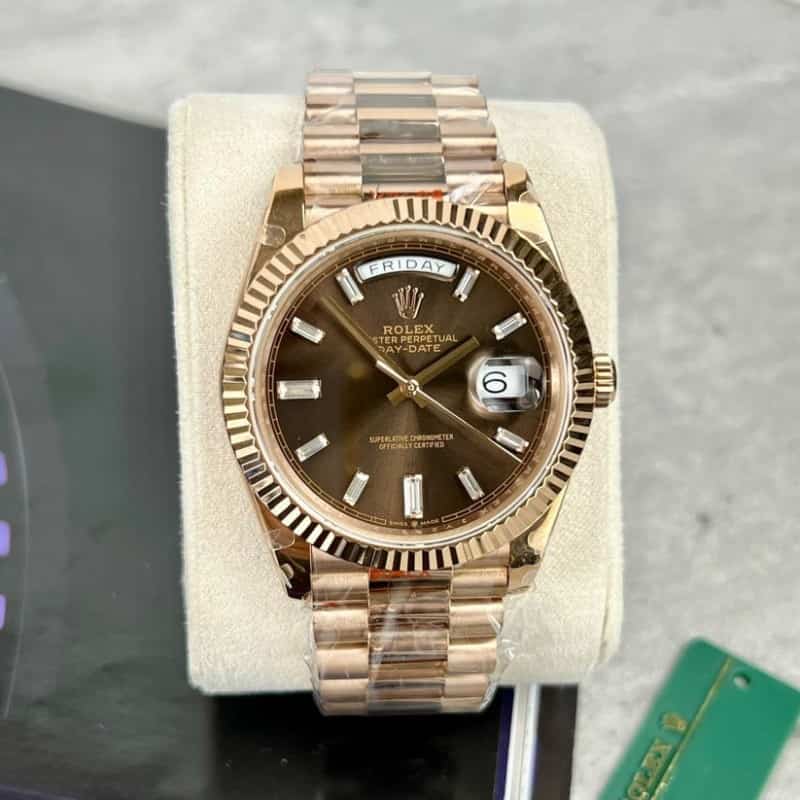 Rolexx daydate diamond brown zr