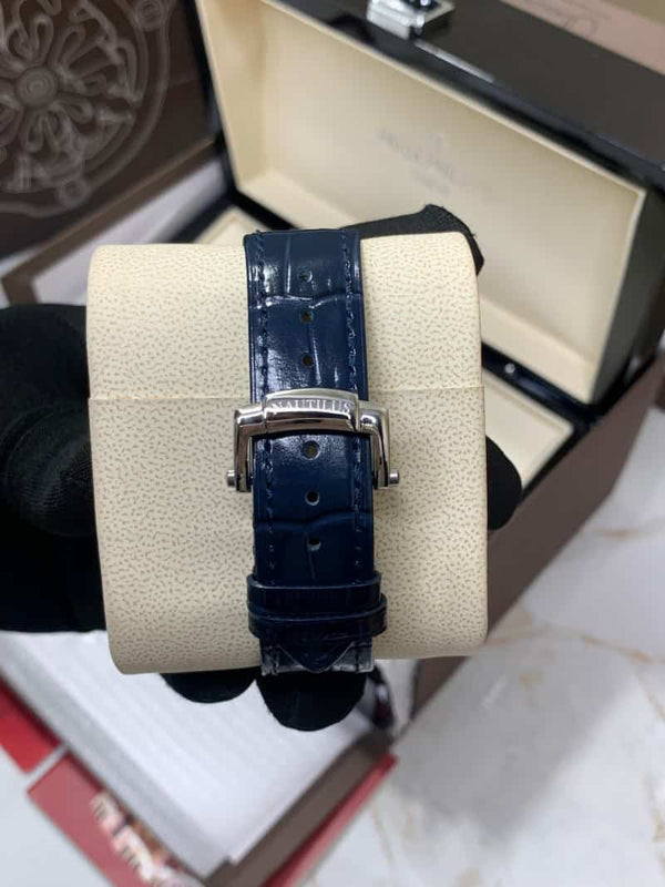 PATEK PHILIPPE NAUTILUS 5712 MOON P