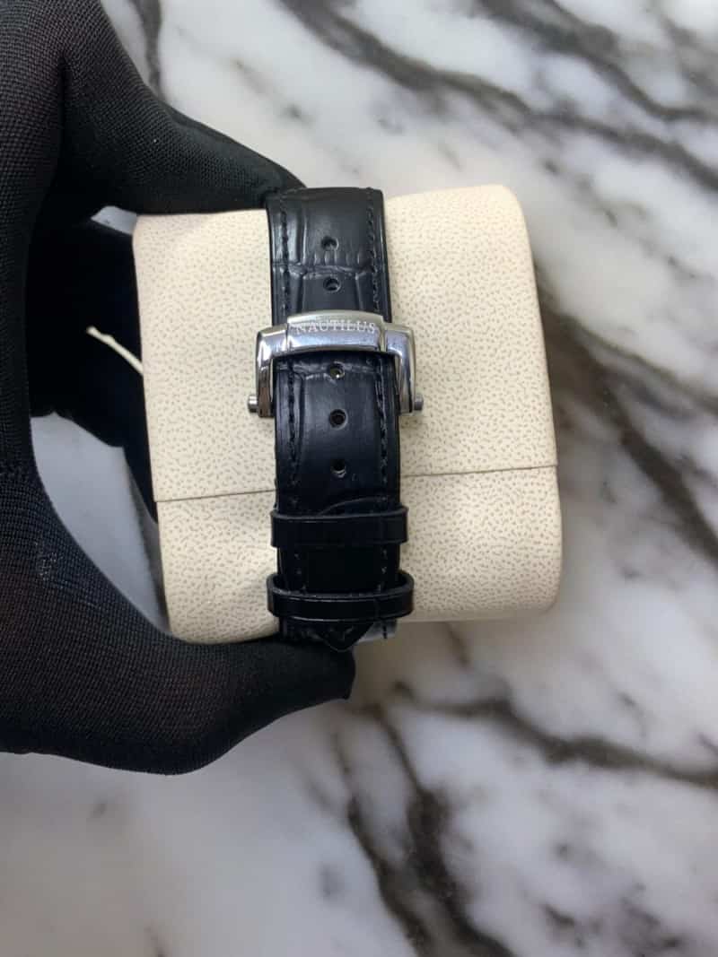 PATEK PHILIPPE NAUTILUS 5712 MOON P