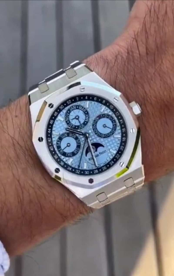 AUDEMARS PIGUET CALENDAR