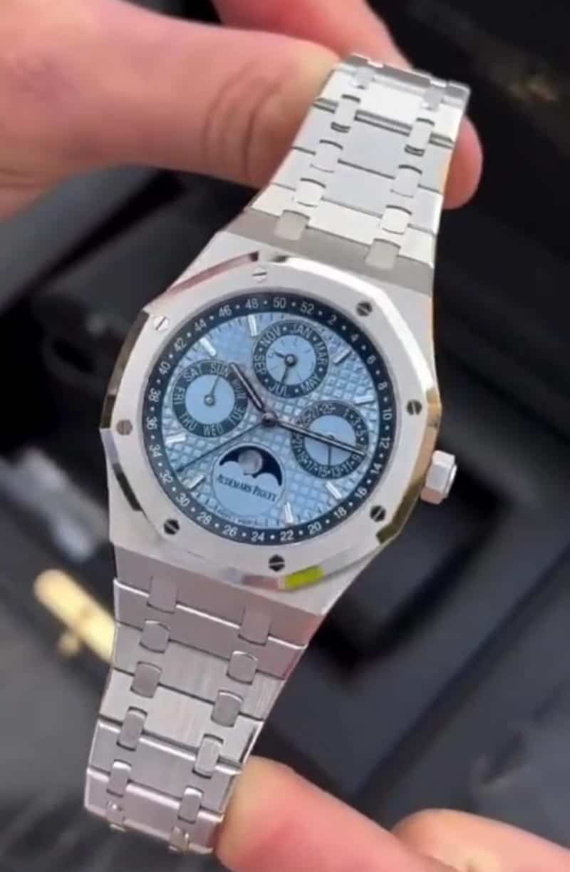 AUDEMARS PIGUET CALENDAR