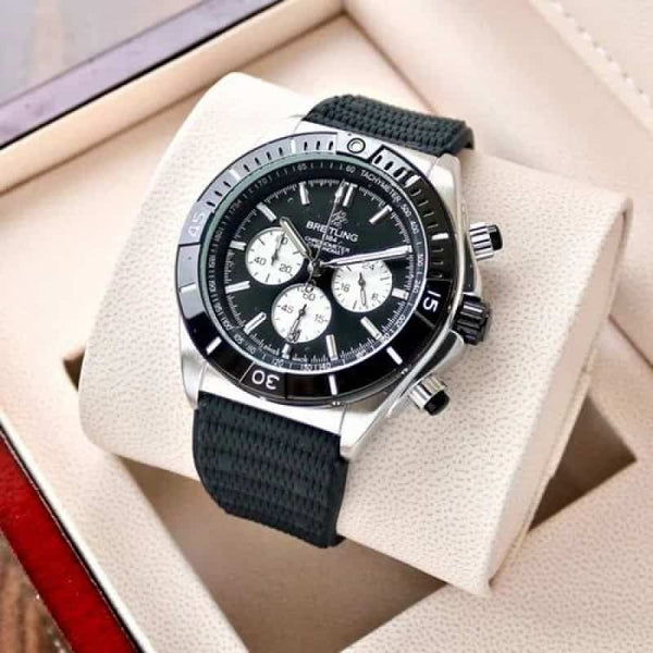Breitling Chronomat Chronograph Bla