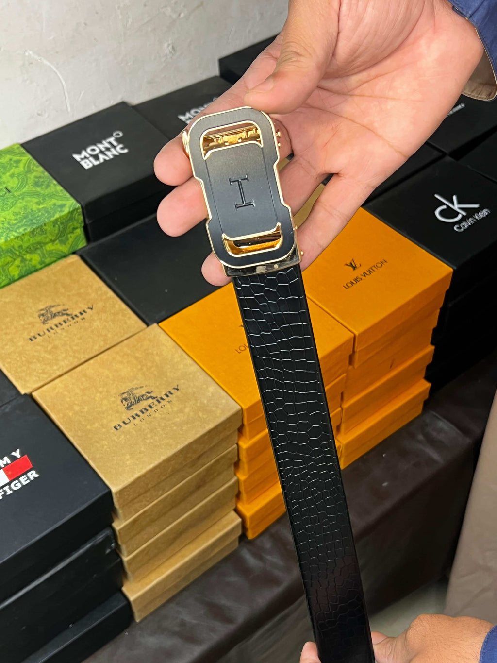HERm3S. PREMIUM QUALITY IMPORTED AUTOLOCK CROCODILE BELT WITH OG BOX H-802