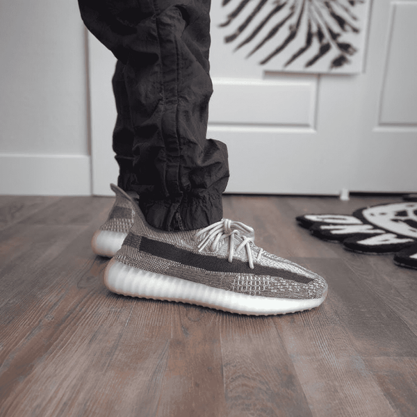 Adidas Yeezy Boost 350 V2 Zyon Semi UA with Full Accessories