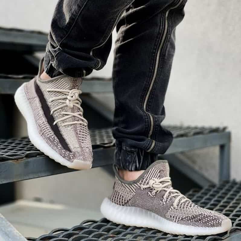 Adidas Yeezy Boost 350 V2 Zyon Semi UA with Full Accessories