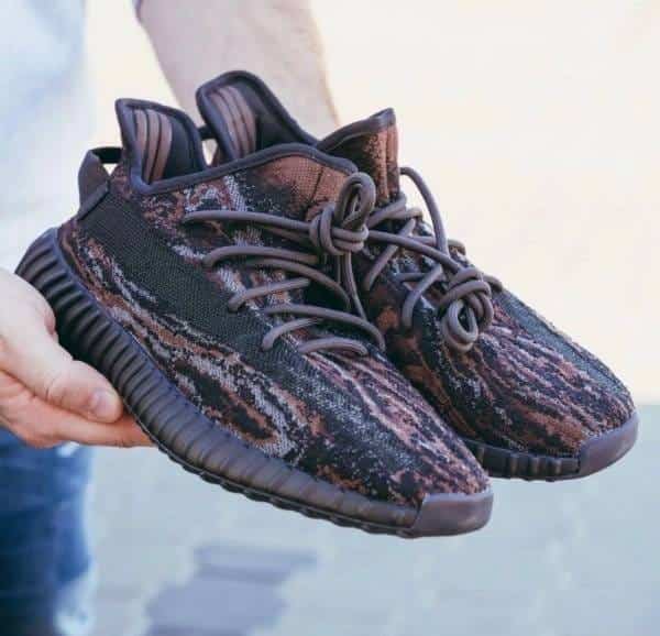 Adidas yeezy boost 350 v2 mx rock semi ua with accessories