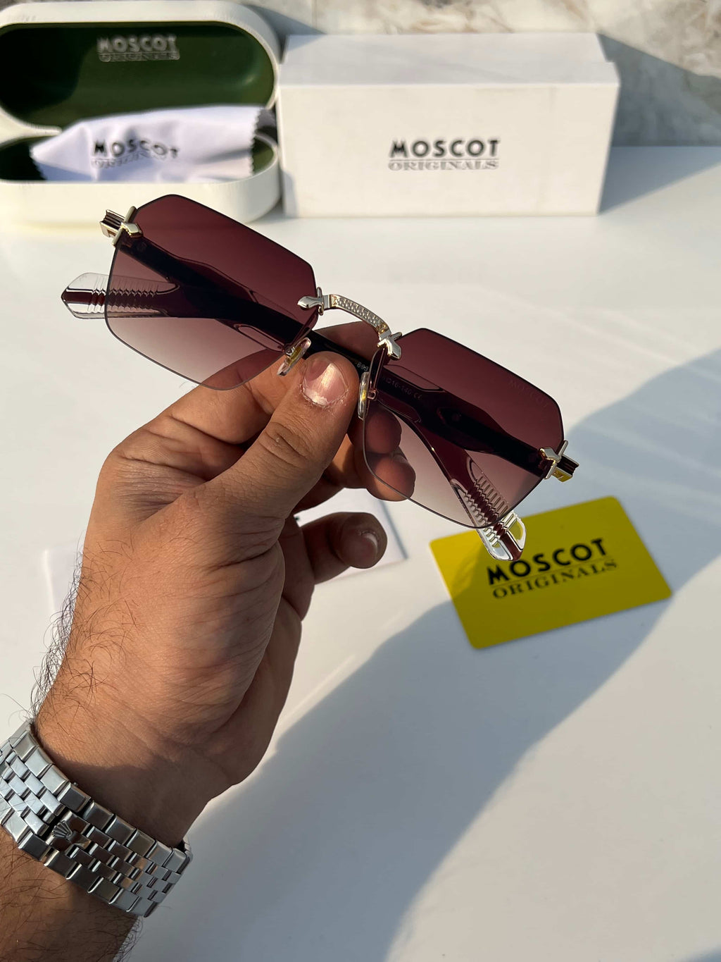 Moscot_69310_gold_brown