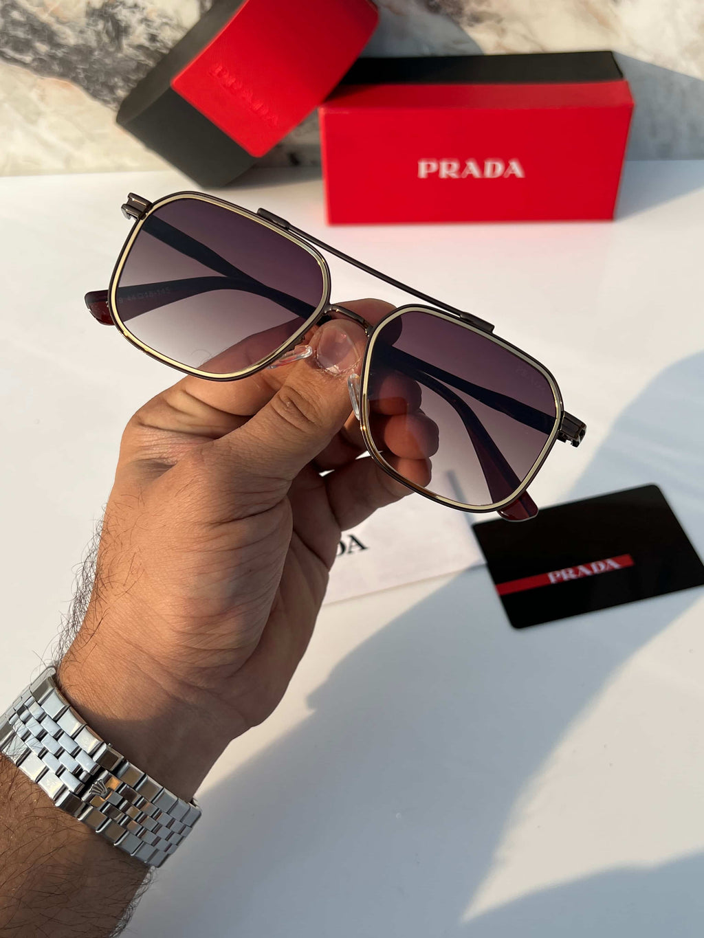 PR@DA_2579_brown