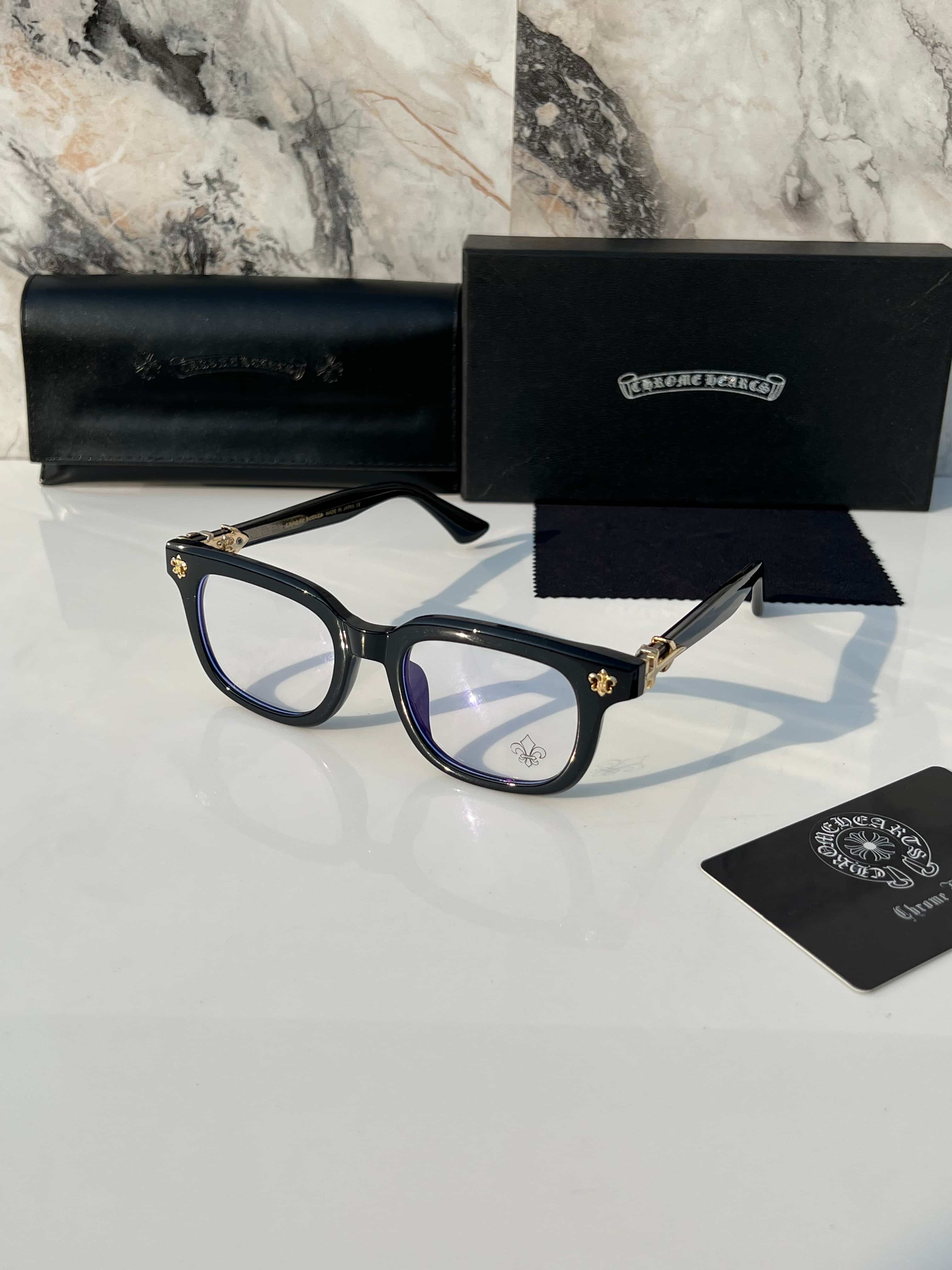 Chrome_heart_9203_black_gold_plano