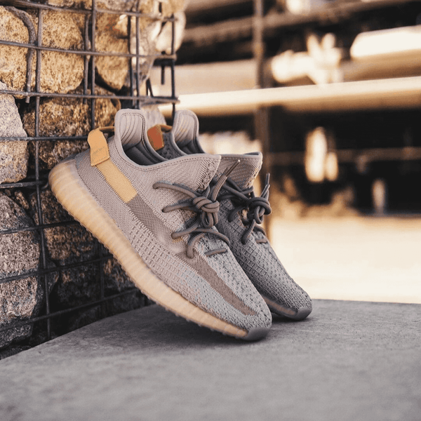 Adidas Yeezy Boost 350 V2 True Form Semi UA with Full Accessories