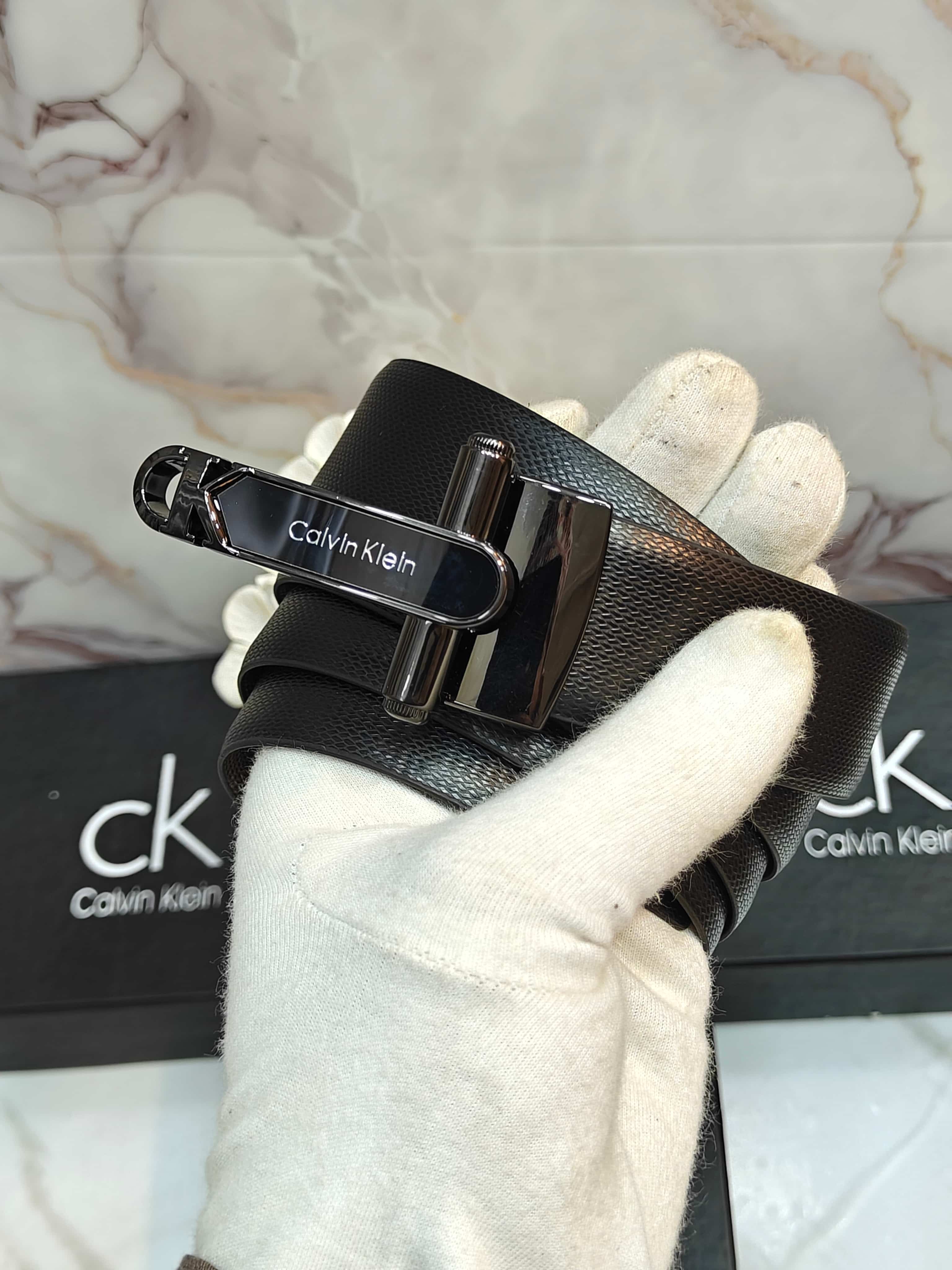 CK cALVIN KL·eIn PREMIUM QUALITY REVERSEABLE BELT WITH OG BOx CK-509