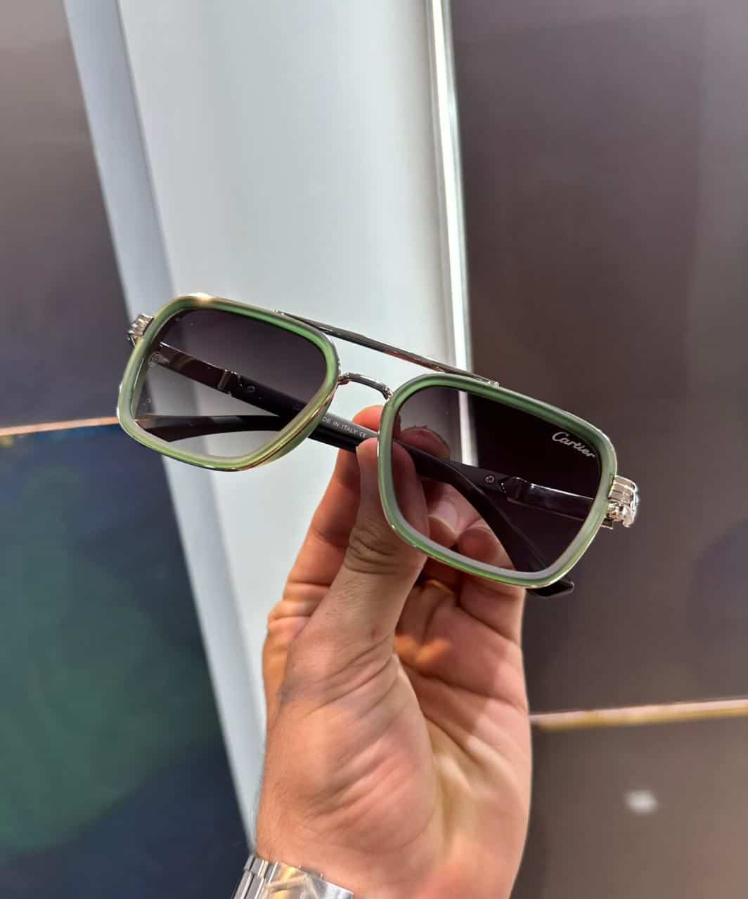 Cartie r Green Premium Shade 582