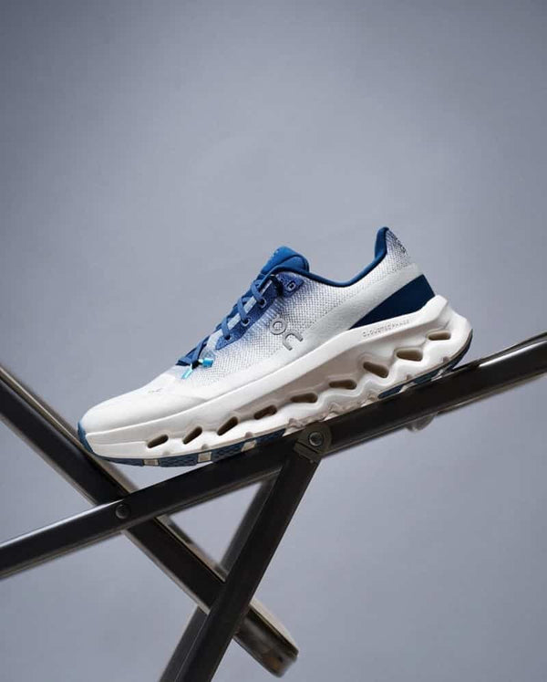 On Cloud tilt 2.0 Ivory Tempest Blue shoe