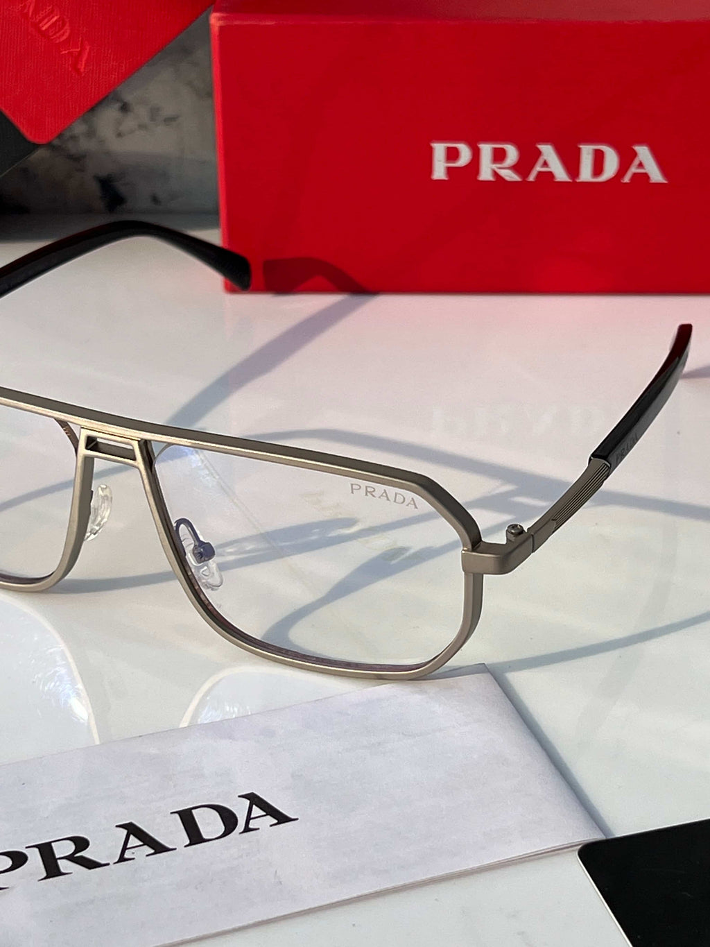 Prad4_98354_silver_plano