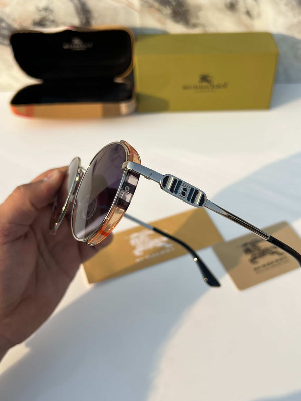 BurB-eRry_2501_silver_black
