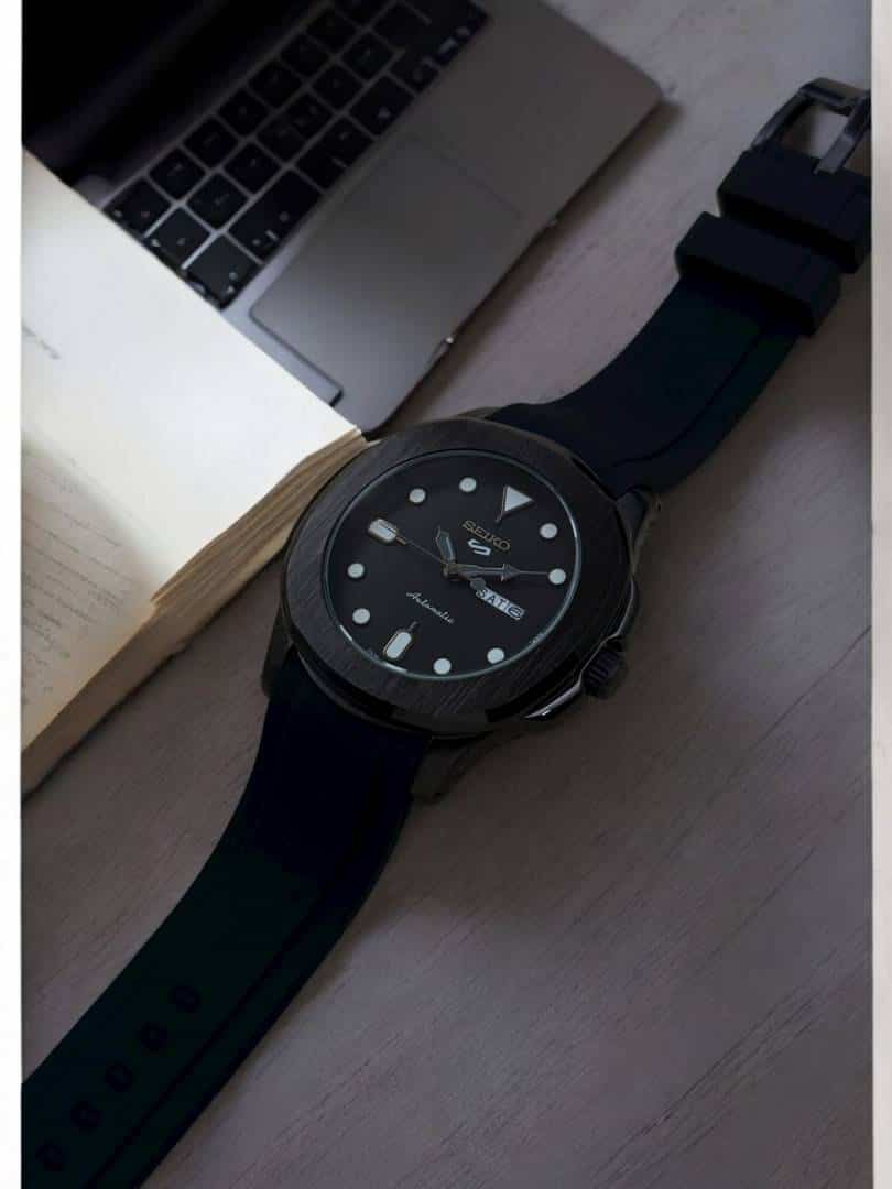 Sale SEIKO SKX 5 FIXX Main image