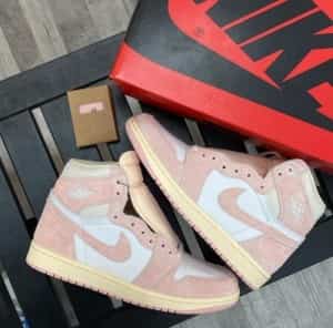 4IR JordAn 1 high washed pink semi