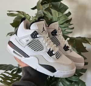 Nike Air Jorden Retro 4 MILITARY B