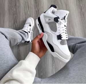 Nike Air Jorden Retro 4 MILITARY BLACK
