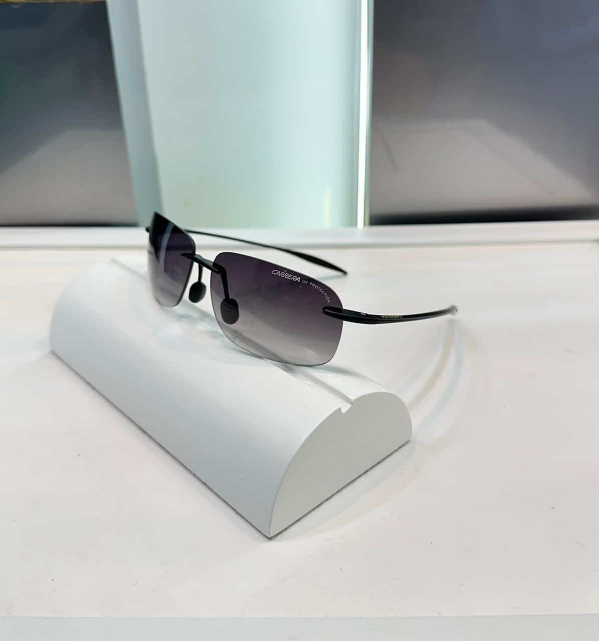 Carrer a All Black Premium Shades 422