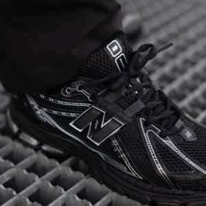 New Balance 1906R Black Metallic Silver Sneaker