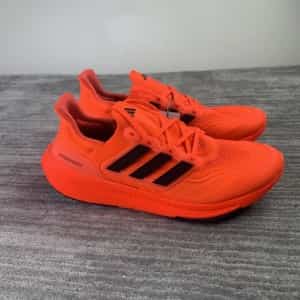 Adidas Ultraboost Light 23 RED