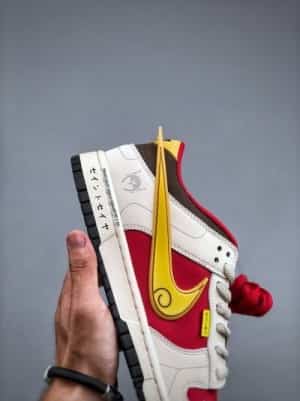 Nike SB Dunk Low X Saint Seiya RED