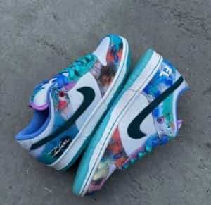 E sb dunk low futura laboratories Sale