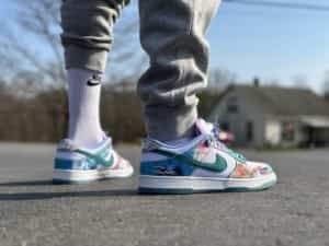 E sb dunk low futura laboratories Sale