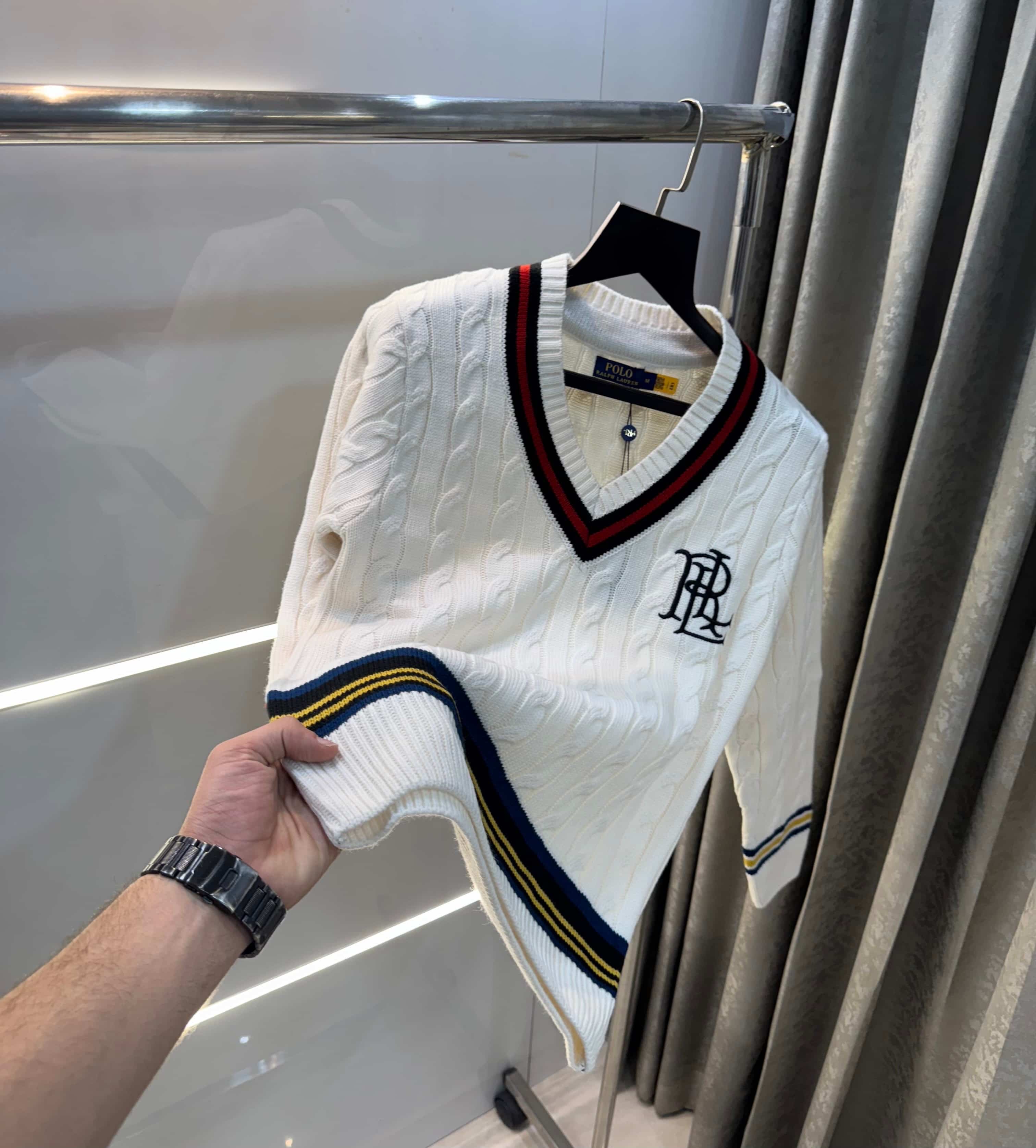 Ralph  Lauren White Embroidery Logo Imported Knitted Pull Over Main image
