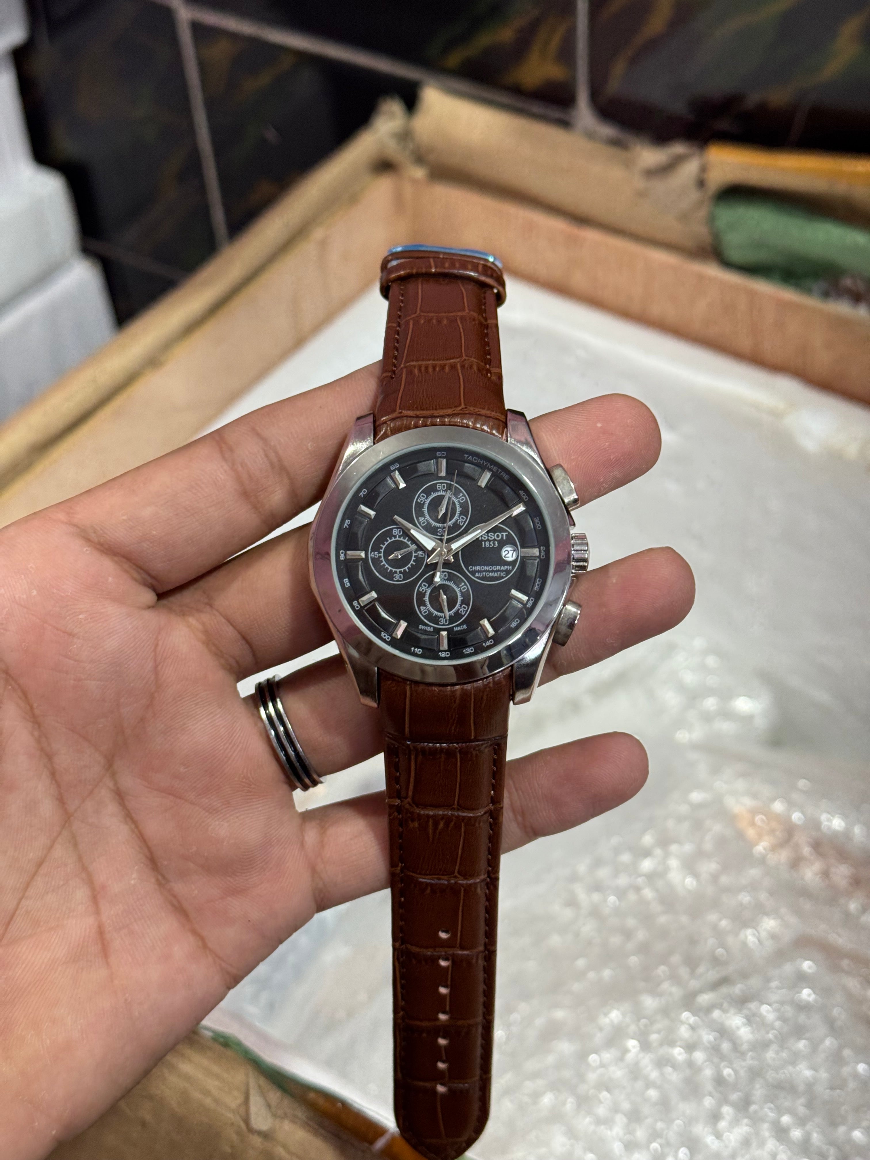 TISSOT_1853_SILVER-BLACK