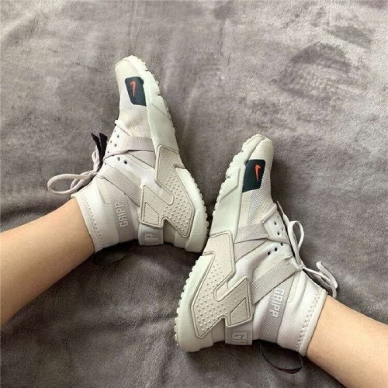 Nike Air Huarache Gripp Desert Sand