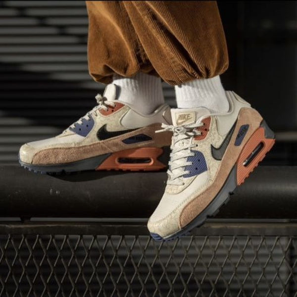 E airmax 90 dessert sand