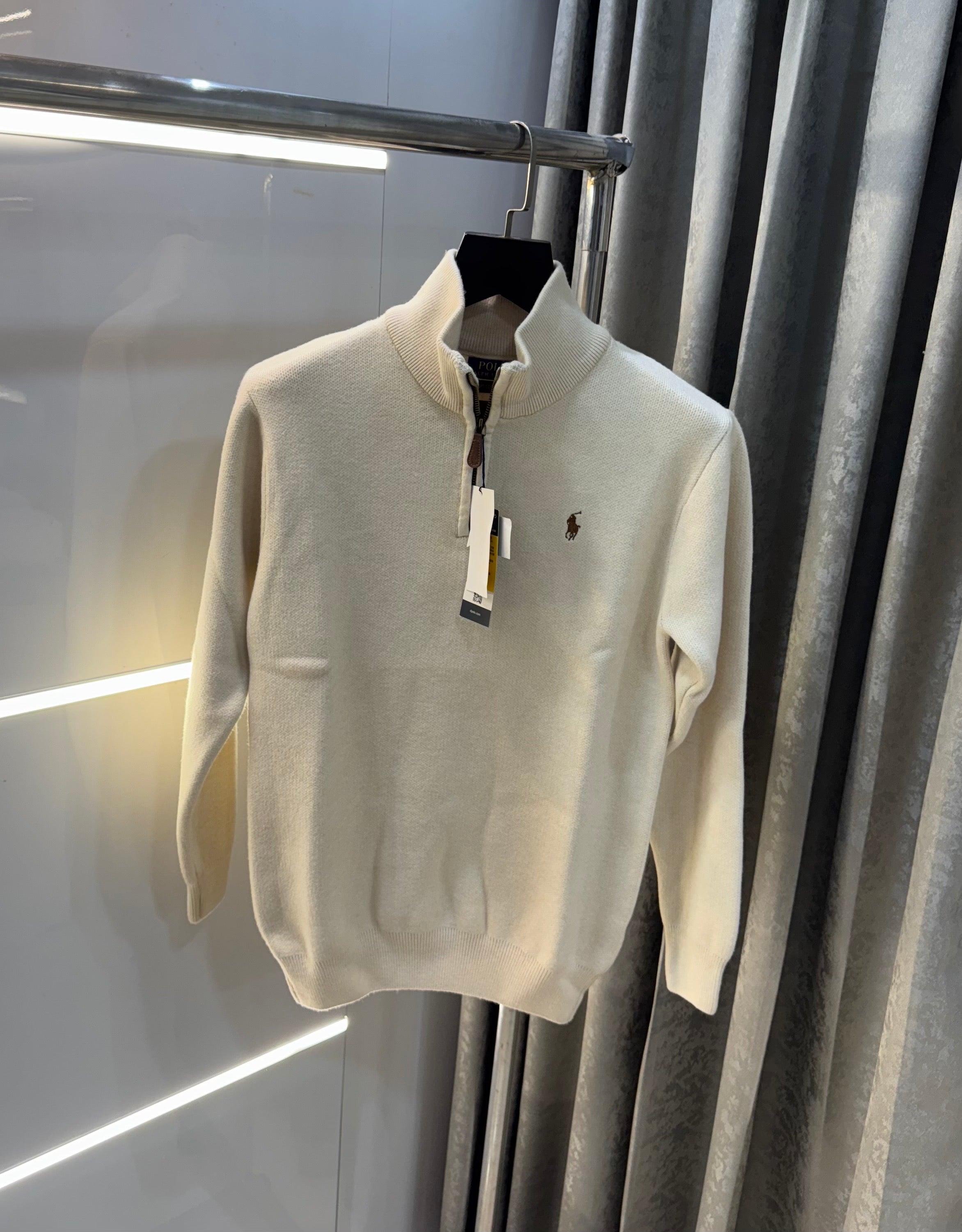 Ralph  Lauren Cream Lambs Wool Knitted Pull Over