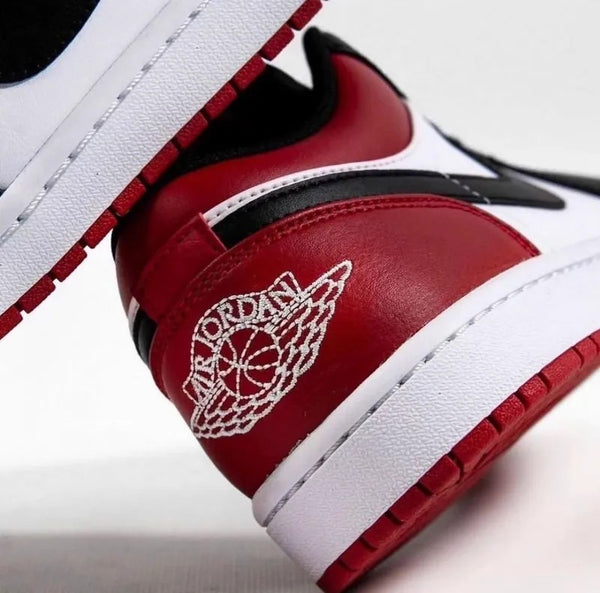 Nike Air Jordan 1 Low Bred Toe 2.0
