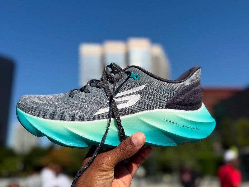 Skechers aero burst